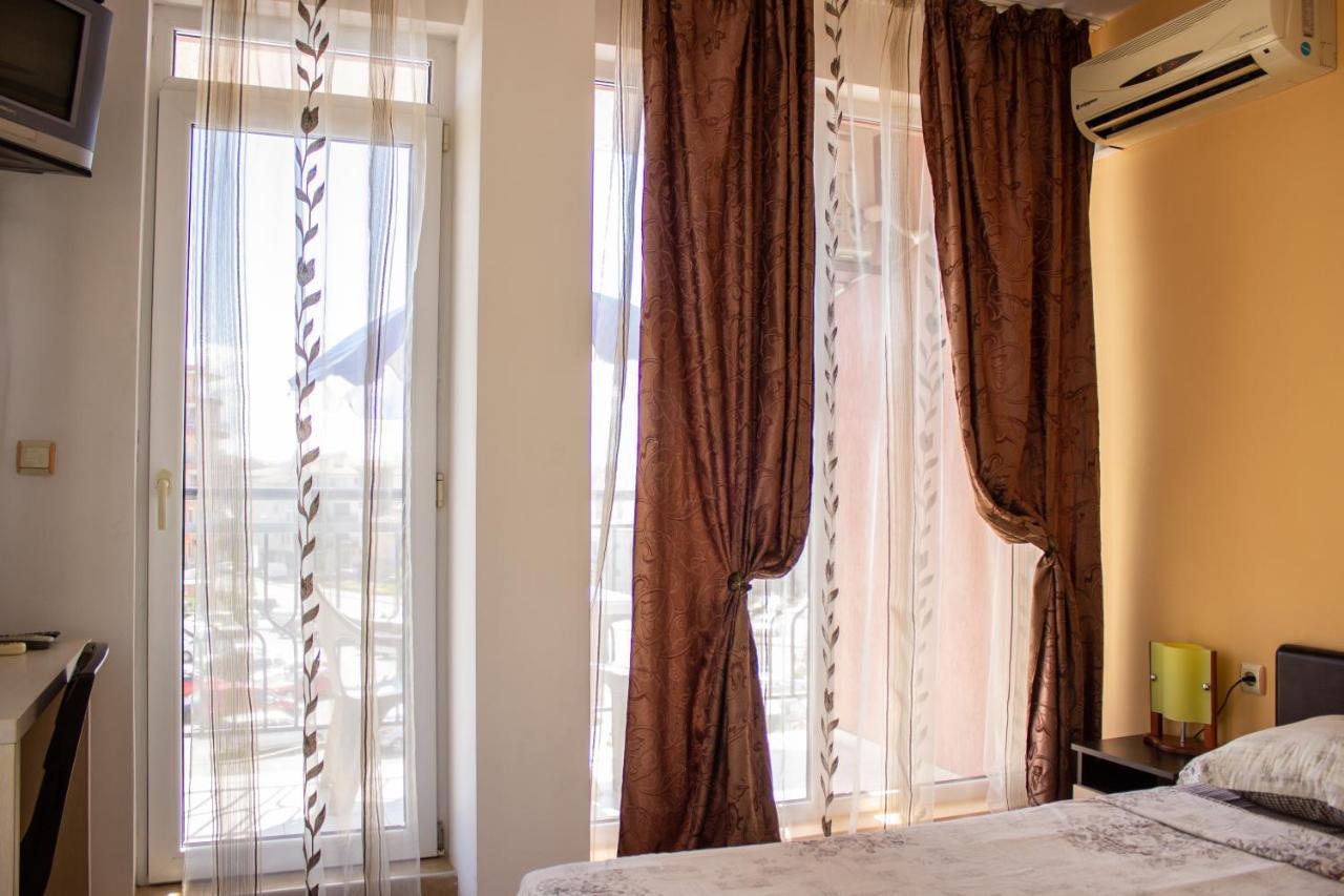 Central Couple Studio Pomorie Buitenkant foto