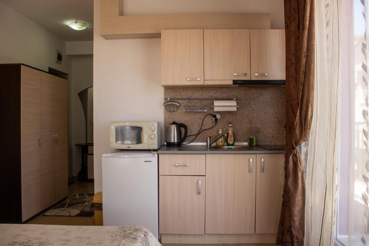 Central Couple Studio Pomorie Buitenkant foto