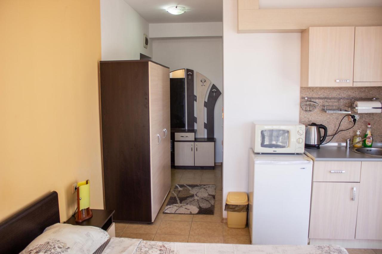 Central Couple Studio Pomorie Buitenkant foto